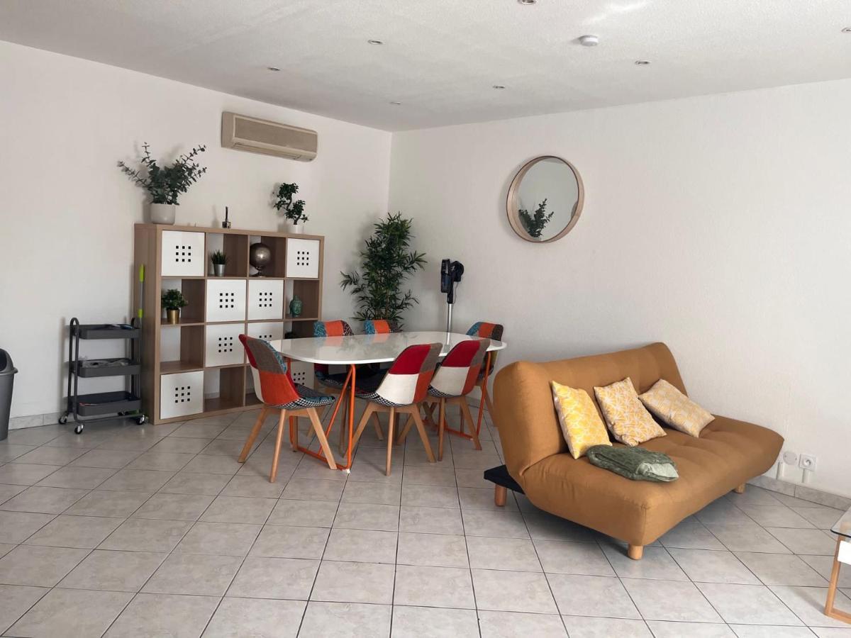 Le Mini Loft Familial Apartment Carqueiranne Exterior photo